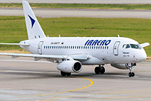 Авиакомпания «ИрАэро» может взять в лизинг до пяти самолетов SuperJet 100