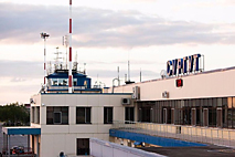 Проект реконструкции аэропорта Сургута корректируется из-за пандемии